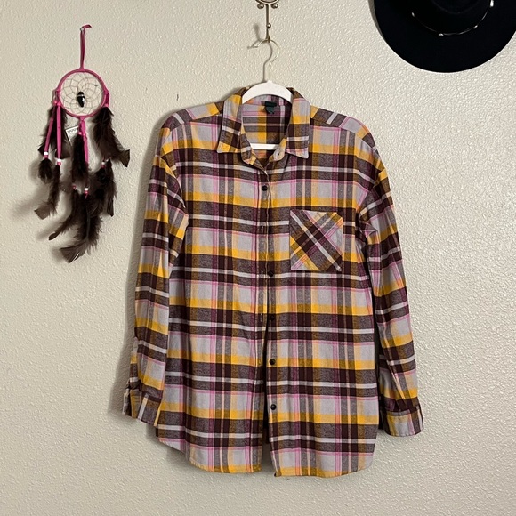 Flannel - Picture 1 of 3